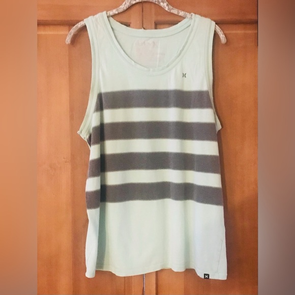 Vintage Hurley Tank Top Light Green Surf Skateboard Size Medium - Picture 2 of 6